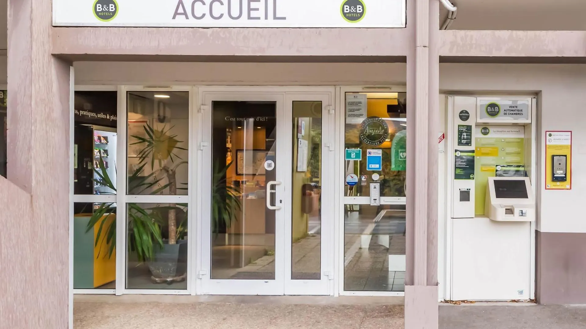 **  B&B Hotel Saint-Brieuc Tregueux Frankrijk