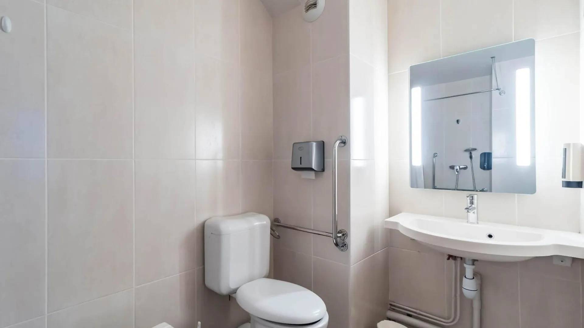 B&B Hotel Saint-Brieuc Tregueux